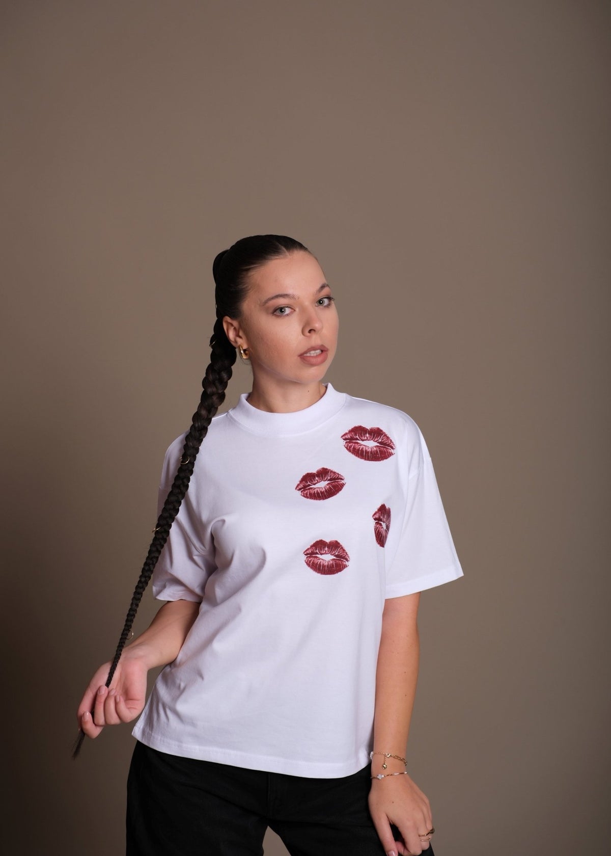 Бяла женска oversize тениски CALL от 100% органичен памук