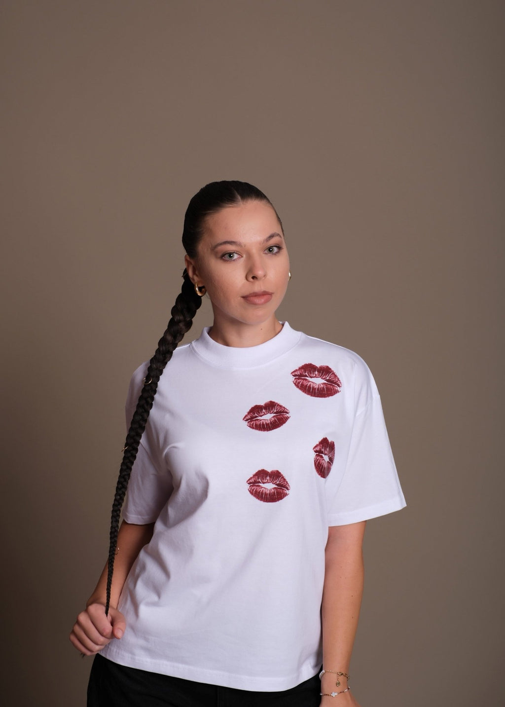 Бяла женска oversize тениски CALL от 100% органичен памук