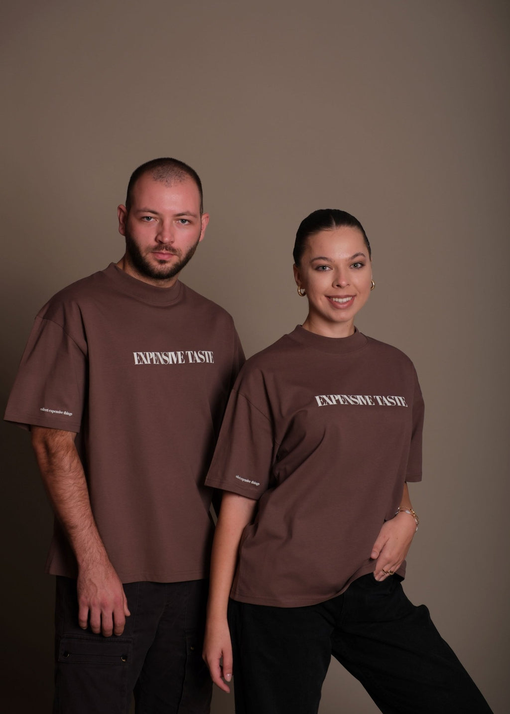 Кафяви  женска и мъжка oversize тениски  EXPENSIVE ТASTE от 100% органичен памук